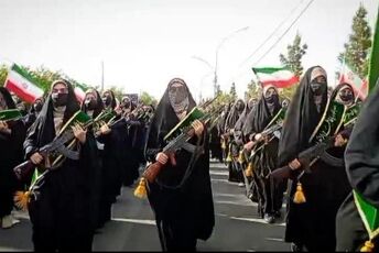 شکوه حضور دختران حوزه کوثر قم در رزمایش جانفدا 