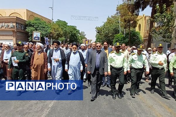 تشییع و وداع با پیکر مطهر زوج شهید سبزواری