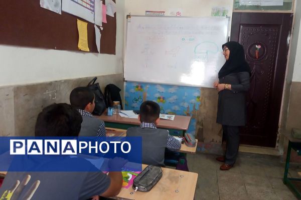 استمرار تلاش‌های دانش‌آموزان دبستان پسرانه عمار در ایام تابستان