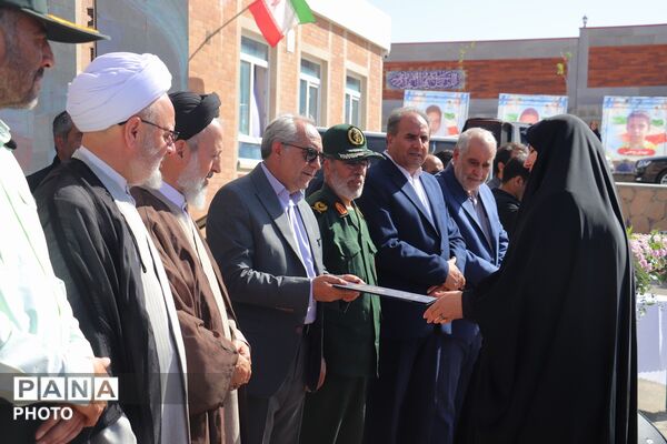 زنگ مهر و مقاومت در مدارس تبریز