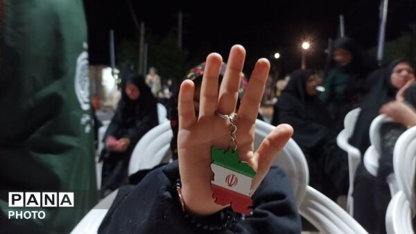 وداع مردم شهر بار نیشابور با رهبر شهید انقلاب