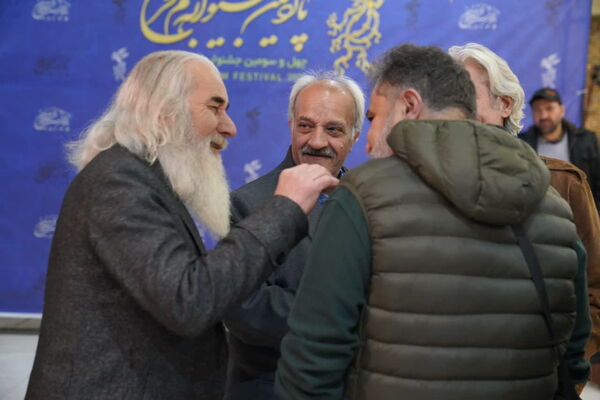 روز چهارم اکران فیلم های جشنواره فجر  در نصف جهان