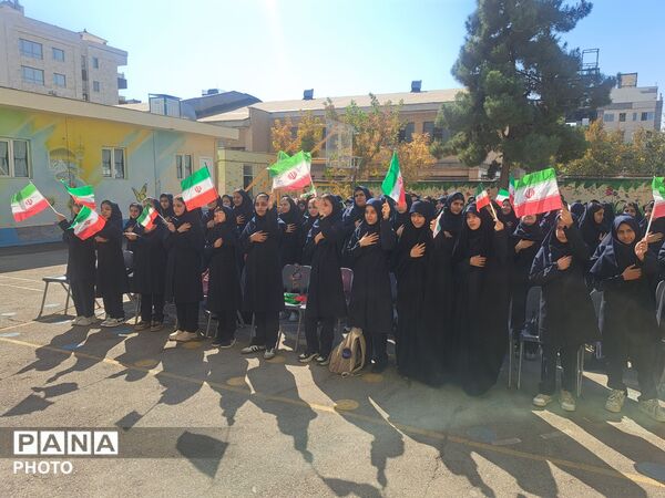 جشن جوانه‌ها در دبیرستان علی افشارنژاد