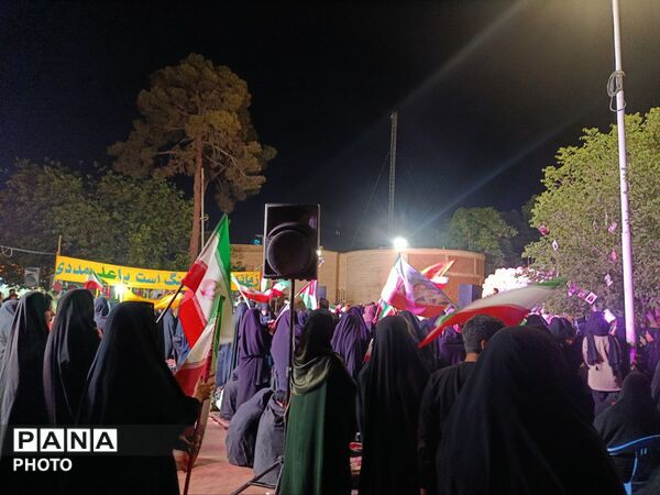 اجتماع بزرگ دختران انقلاب در یزد