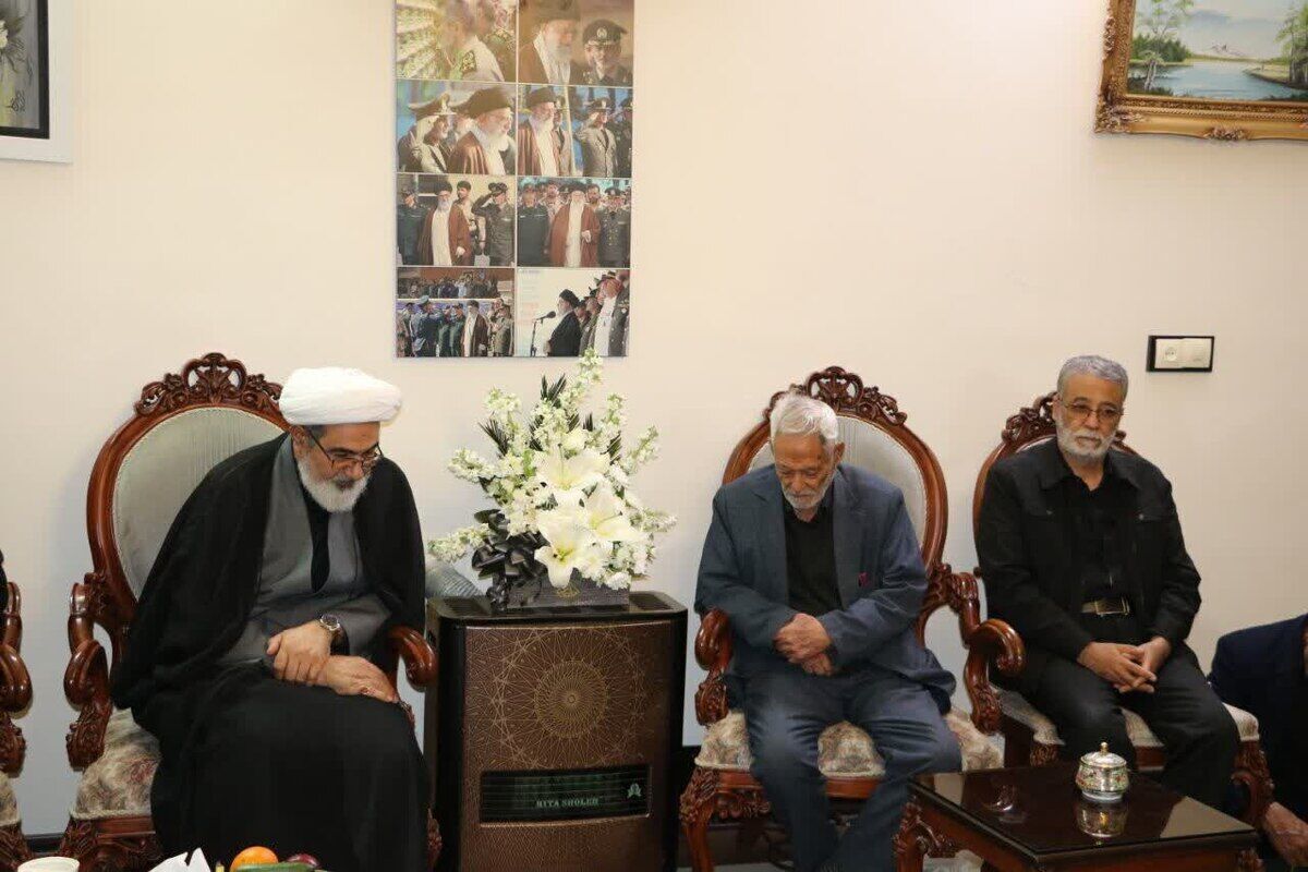 امیر موسوی، مالک اشتر رهبر زمان خود شد
