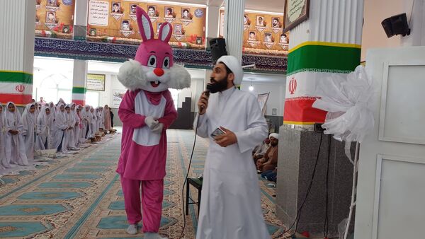جشن تکلیف ۵۰۰ دانش‌آموز دختر شهرستان قلعه گنج