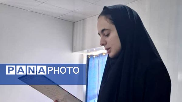 جشن آغاز سال تحصیلی و گرامیداشت هفته دفاع مقدس در دبستان زهرای اطهر