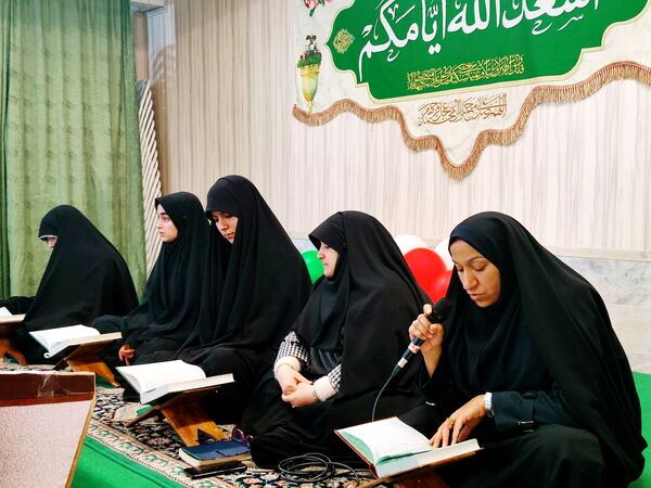 ضیافت افطاری دبیرستان شاهد فاطمیه 