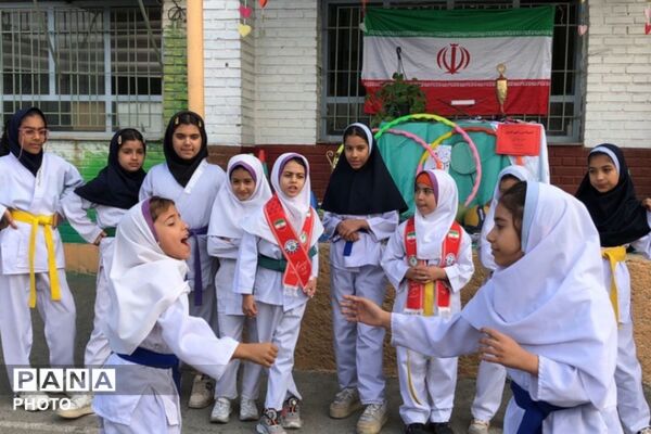 المپیاد درون‌مدرسه‌ای در مدرسه شهید سیاح مقدم رباط کریم
