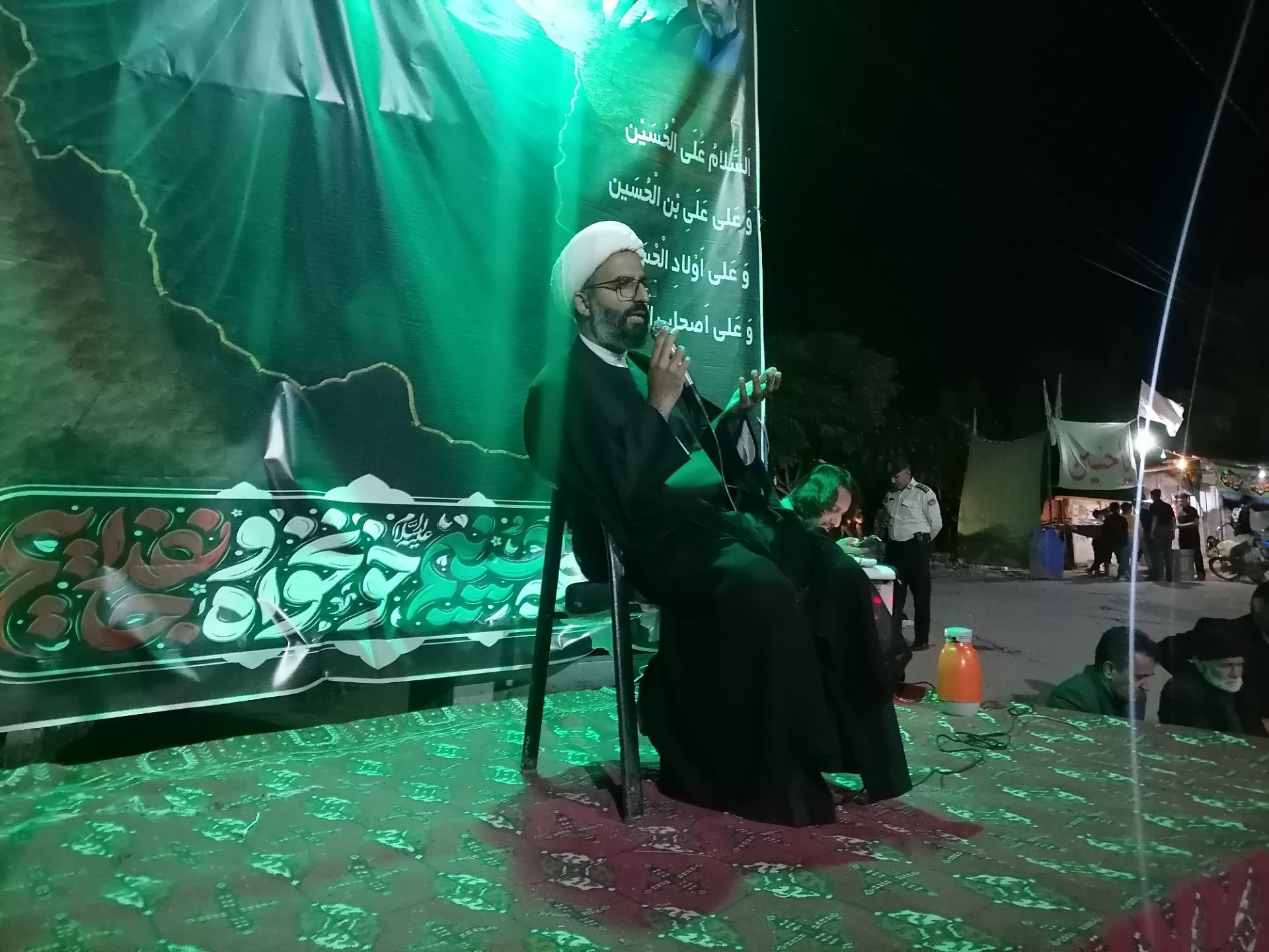 حضور خودجوش  مردم شهر بار در سومین شب ماه محرم  در حسینیه شهدای شهر بار 