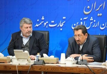 اختصاص ۷۰۰ همت برای حمایت از تولید در جهت اصلاح سیاست ارزی است