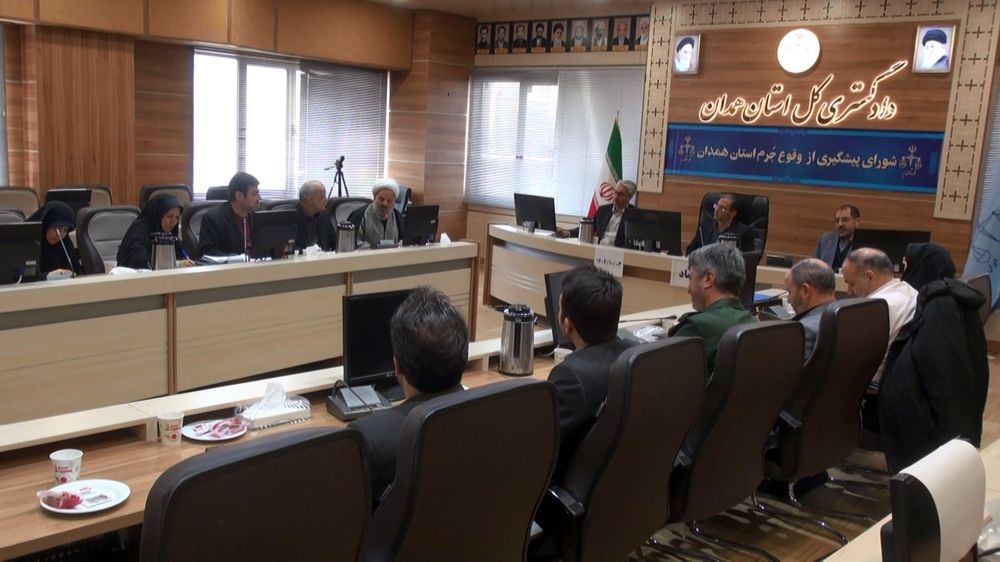  گسترش بی‌ضابطه فضای مجازی بزرگ‌ترین تهدید برای دانش‌آموزان است