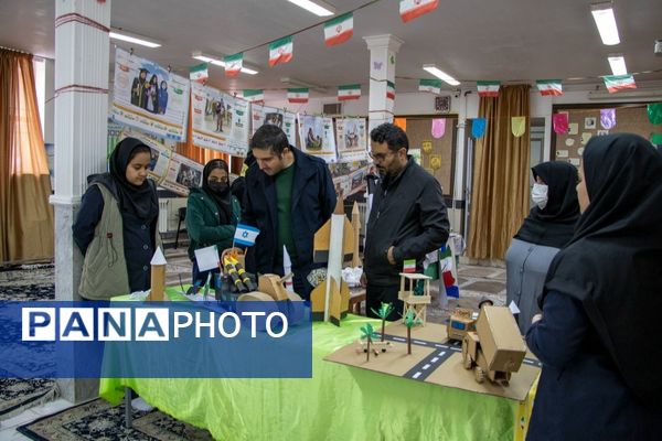 جشنواره دانش‌آموزی دور‌ریختنی‌ها توسط پیشتازان سازمان دانش‌آموزی محلات