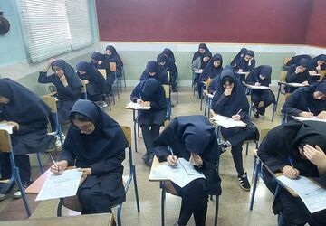 انتخاب رشته مورد علاقه در دانشگاه منوط به موفقیت در امتحانات نهایی است