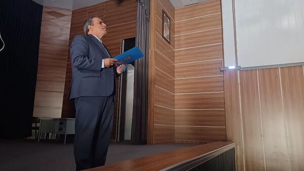 همایش دانش‌آموزان برتر مدارس دولتی منطقه ۱۵