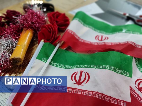 ویژه برنامه زنگ انقلاب در دبیرستان فاطمیه