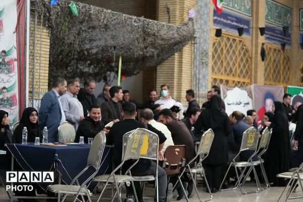 نوای «لبیک یا حسین» از اجتماع شیرخوارگان حسینی در فاز ۳ اندیشه