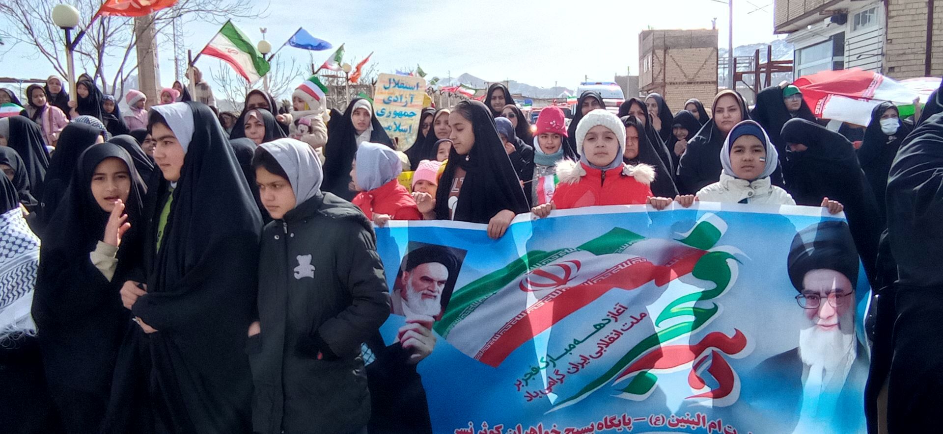 خروش پرشکوه مردم نسر در دفاع از آرمان‌های انقلاب اسلامی در راهپیمایی ۲۲ بهمن