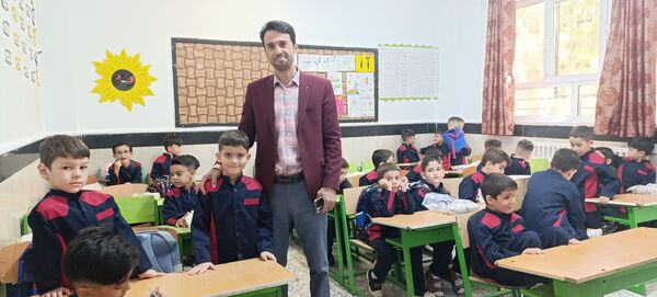 جشن شکوفه‌ها در مدارس سملقان