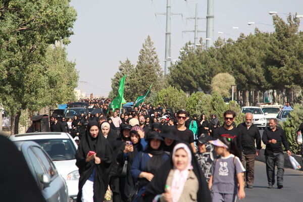 مراغه میزبان جاماندگان اربعین حسینی؛ پیاده‌روی «حرم تا حرم»