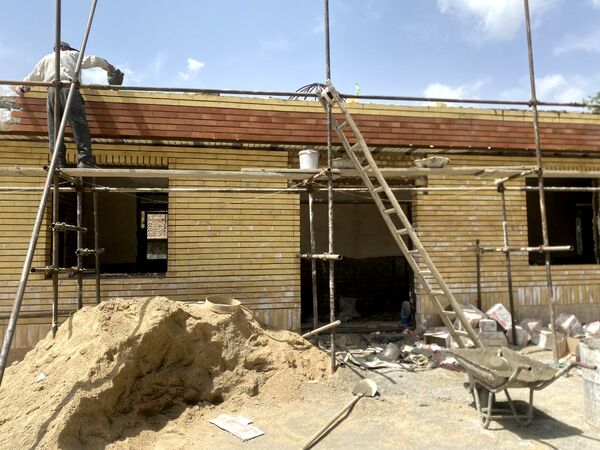 بازسازی و ساخت دبستان عرفان جلایر شهرستان شازند