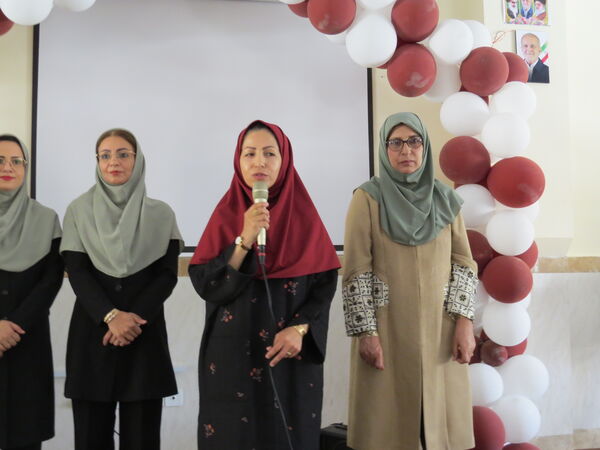 جشن الفبا در مدرسه دخترانه امام خمینی(ره) بجنورد
