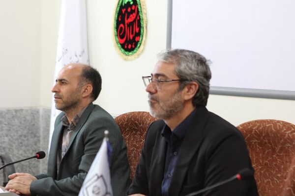 تجلیل از دانش‌آموز خبرنگاران پانا کاشان