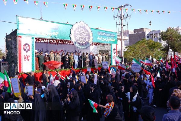 حضور پرشور دهه نودی ها در رزمایش جانفدایان شهرستان بیرجند