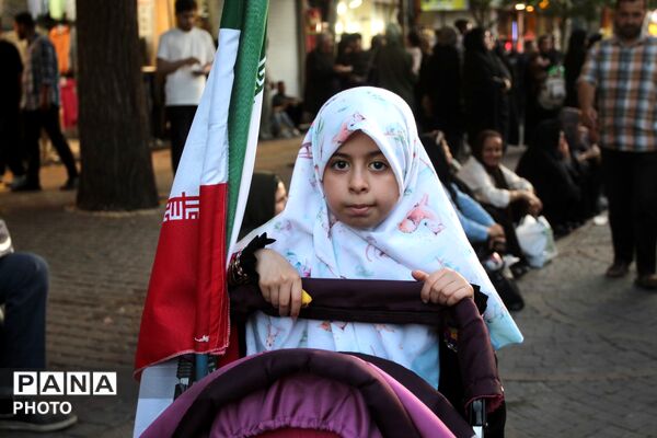 یاد مردی که برای ما ایستاد