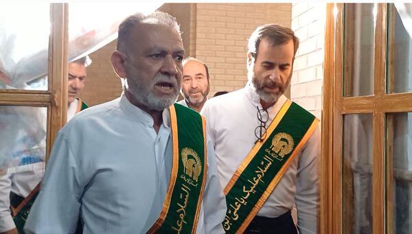 جشن ولادت امام رضا(ع) در مسجد ابوالفضل شهر حبیب آباد 