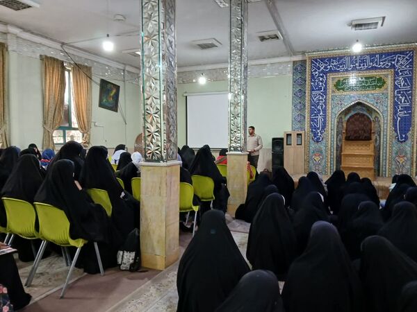 برگزاری جلسه توجیهی هیات‌های دانش‌آموزی دختران آموزش و پرورش ناحیه۶ مشهد