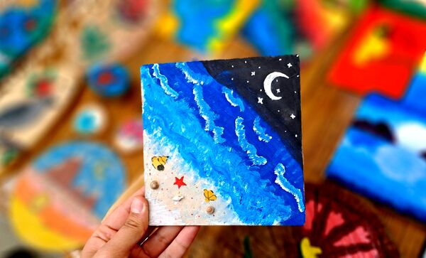 سفری به دنیای رنگارنگ هنر