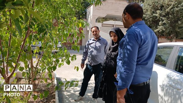 بوی مهر در مدرسه شاهد مهر خرم‌ آباد