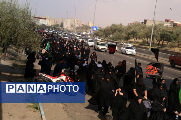 پیاده‌روی جاماندگان اربعین حسینی در تبریز