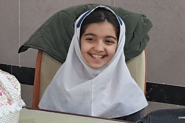 ضیافت افطار مادر و دختری دبستان ابوالحسن الوندی 