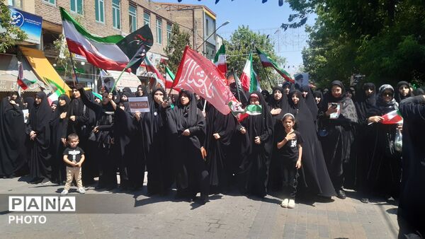 سراب؛ هم‌صدا با تهران در وداع با قائد شهید