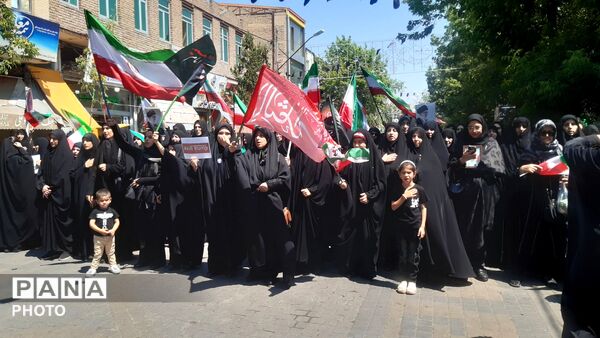 سراب؛ هم‌صدا با تهران در وداع با قائد شهید