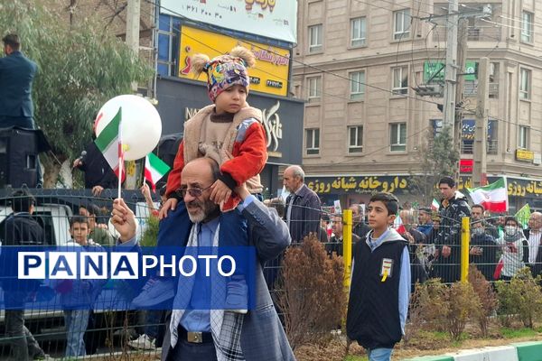 ۲۲ بهمن، میعادگاه حضور آگاهانه مردم قرچک در صحنه