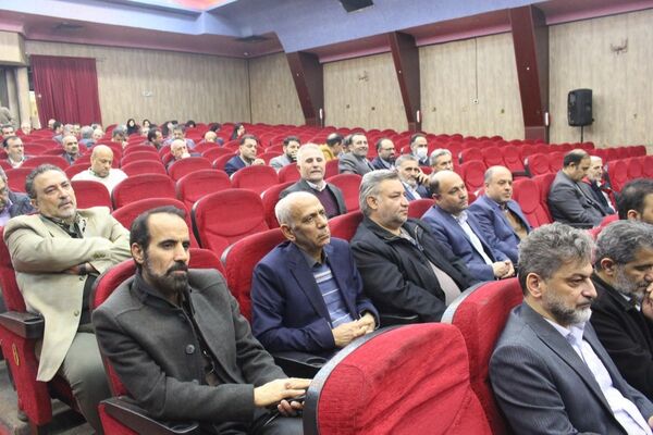خلاقیت و بهره‌گیری از دانش روز در مدیریت مدارس ضروریست