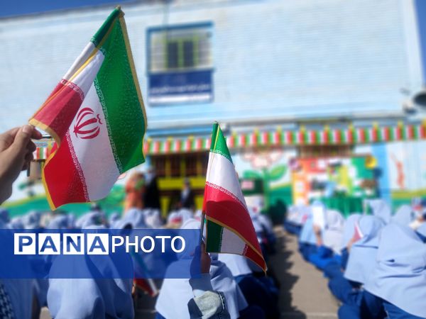 جشن نیمه شعبان در مدرسه دخترانه بنت الهدی صدر۲ 