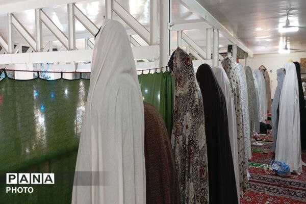 نماز عبادی سیاسی جمعه؛ گامی در راستای تقویت همدلی درشهر  بار نیشابور