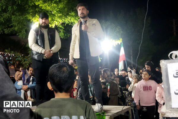  مردم بهارستانی میدان را خالی نکردند