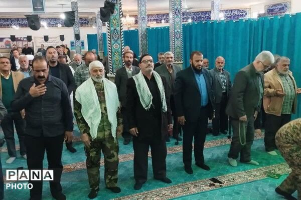 اقامه وحدت افرین نماز جمعه در مصلی نماز حمعه شهرستان فیروزکوه