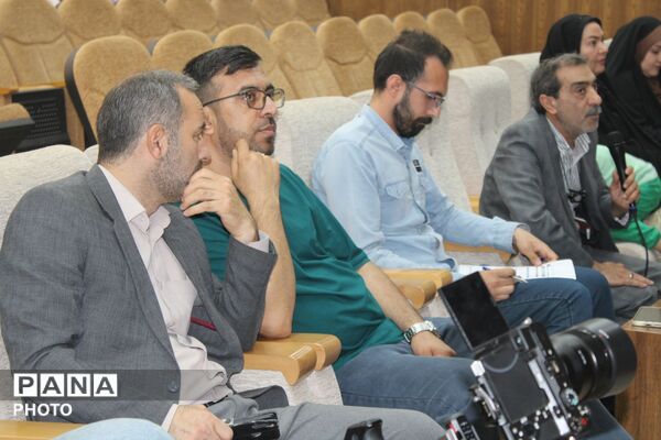 روز سوم جشنواره سرود مقاومت در بجنورد؛ طنین وحدت و ایمان از راز و جرگلان تا فاروج