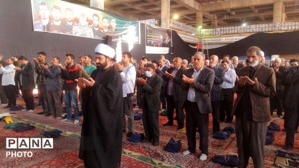 نورآباد میزبان نماز باشکوه عید قربان با حضور مردم