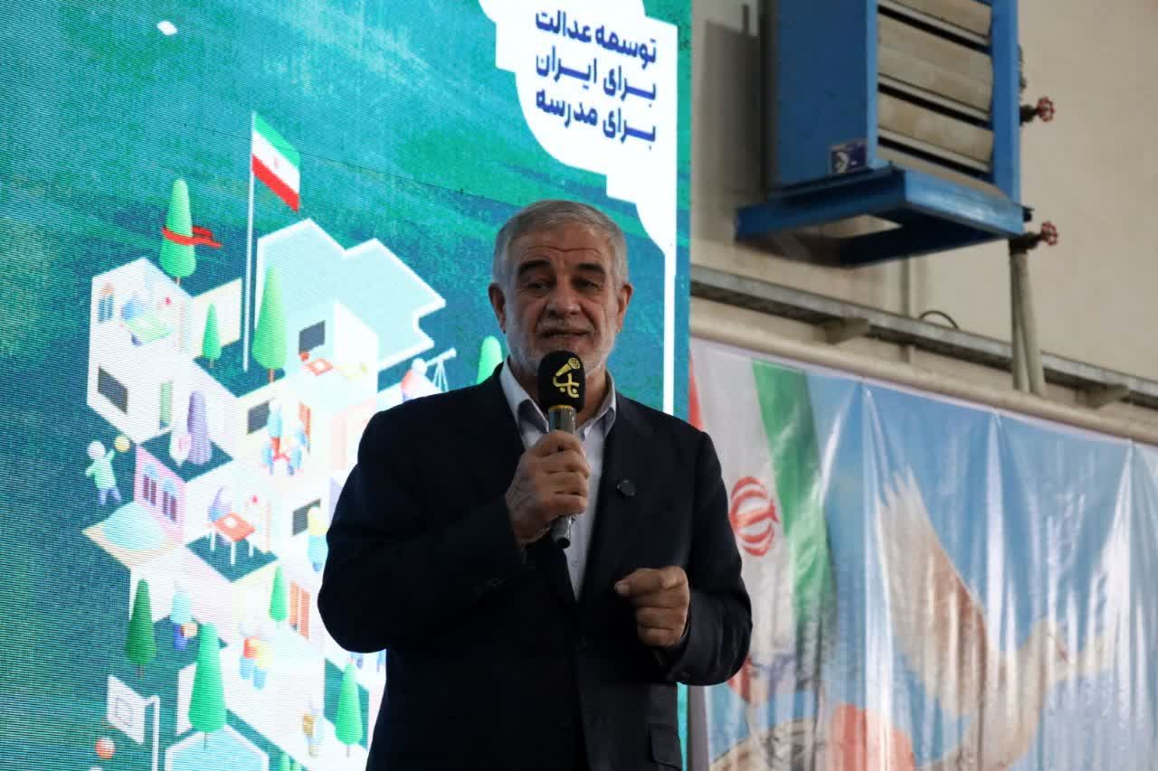 پیام وحدت و هماهنگی دانش‌آموزان در اجرای سرود «حیدر حیدر» صادر شد