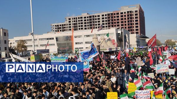 حضور پررنگ جوانان دهه هشتادی