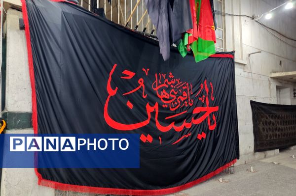 برپایی خیمه‌های عزاداری محرم در شهر شیراز