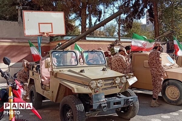 مراسم یادبود شهدای دانش‌آموز مدرسه شجره طیبه میناب