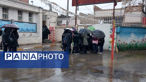 اولین بارش باران الهی در شهر زیبای  نیشابور 